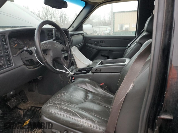 2004 Chevrolet Avalanche LS with VIN 3GNGK22G14G308771, listed as a Copart auction lot 86562484 with 289,294 mi miles and Salvage Title. Bid and sale history available at DreamBid. Image 7.