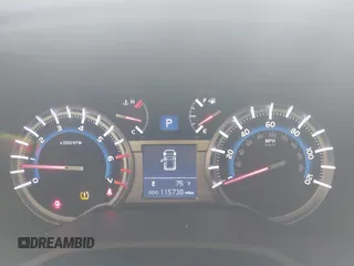 2019 Toyota 4Runner SR5 с VIN JTEBU5JR1K5712476, выставлен на аукционе IAAI как лот 41910180 с пробегом 115 738 миль миль и . История ставок и продаж доступна на DreamBid. Изображение 7.