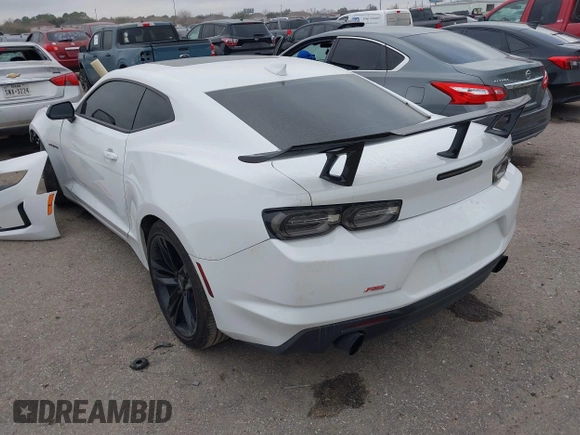 2022 Chevrolet Camaro 2LT with VIN 1G1FD1RS9N0124017, listed as a IAAI auction lot 41512484 with 6,991 mi miles. Bid and sale history available at carsss.com. Image 3.