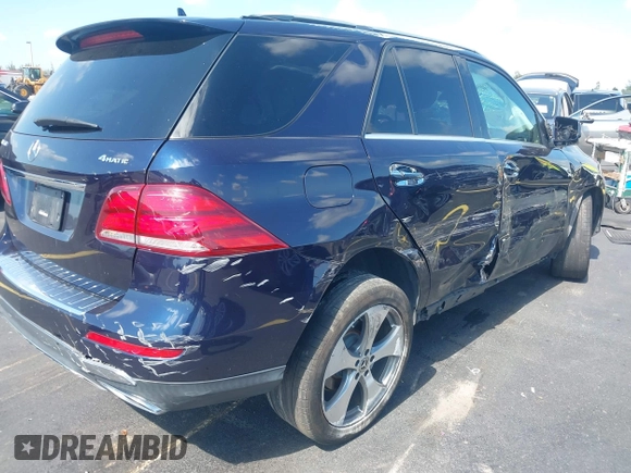 2018 Mercedes-Benz GLE 350 with VIN 4JGDA5HB2JB067654, listed as a IAAI auction lot 42329404 with 97,868 mi miles and . Bid and sale history available at DreamBid. Image 4.