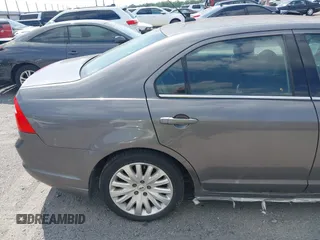 2010 Ford Fusion Hybrid with VIN 3FADP0L37AR270739, listed as a IAAI auction lot 42143035 with 238,111 mi miles. Bid and sale history available at carsss.com. Image 15.