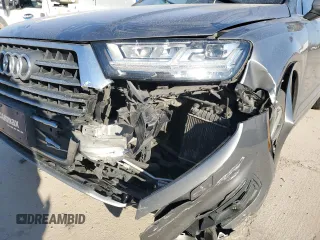 2017 Audi Q7 Premium Plus with VIN WA1LAAF74HD032453, listed as a Copart auction lot 48481215 with 97,964 mi miles and Clean Title. Bid and sale history available at carsss.com. Image 9.