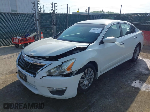 2015 Nissan Altima S with VIN 1N4AL3AP4FN388442, listed as a IAAI auction lot 42107172 with 113,354 mi miles and . Bid and sale history available at carsss.com. Image 17.