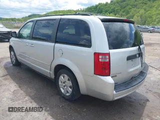 2009 Dodge Grand Caravan SE z VIN 1D8HN44E09B516847, wystawiony jako IAAI lot #42222476 z przebiegiem 190 090 mil mil oraz . Historia ofert i sprzedaży dostępna na DreamBid. Obrazek 3.
