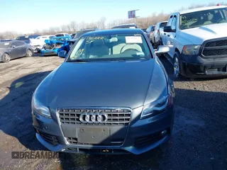 2011 Audi A4 Premium Plus z VIN WAUEFAFL4BN038491, wystawiony jako IAAI lot #41366820 z przebiegiem 77 042 mil mil oraz . Historia ofert i sprzedaży dostępna na DreamBid. Obrazek 12.