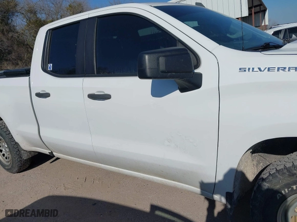 2019 Chevrolet Silverado 1500 Work Truck with VIN 1GCRYAEF2KZ370481, listed as a IAAI auction lot 41594979 with 111,100 mi miles. Bid and sale history available at carsss.com. Image 13.