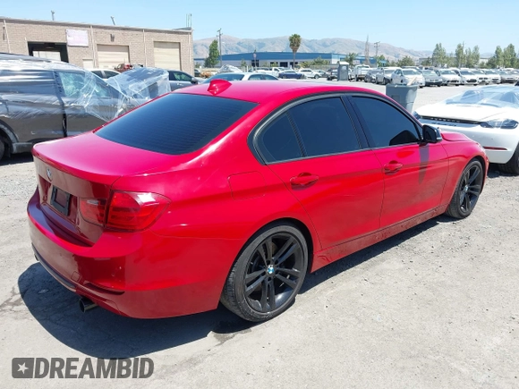 2012 BMW 3 Series 335i с VIN WBA3A9C53CFX59715, выставлен на аукционе IAAI как лот 42316918 с пробегом 139 483 миль миль и . История ставок и продаж доступна на DreamBid. Изображение 4.