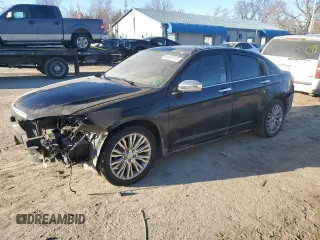 2011 Chrysler 200 Limited with VIN 1C3BC2FG4BN516372, listed as a Copart auction lot 46847875 with 121,915 mi miles and Salvage Title. Bid and sale history available at carsss.com. Image 1.