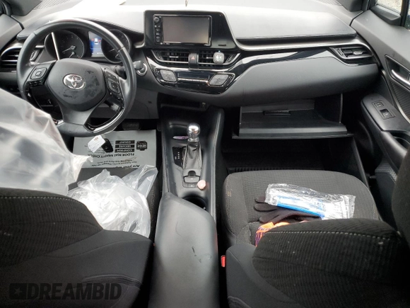 2018 Toyota C-HR XLE with VIN NMTKHMBX2JR055470, listed as a Copart auction lot 60122995 with 48,778 mi miles and Salvage title. Bid and sale history available at DreamBid. Image 8.