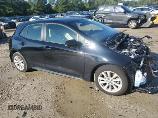2024 Toyota Corolla Hatchback SE with VIN JTND4MBE8R3219365, listed as a Copart auction lot 72130284 with 17,881 mi miles and Salvage Title. Bid and sale history available at carsss.com. Image 4.