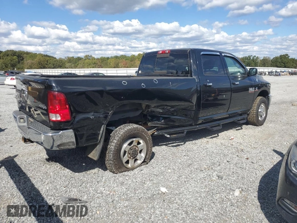 2013 Ram 2500 SLT z VIN 3C6UR5JL0DG602984, wystawiony jako Copart lot #76443874 z przebiegiem 137 796 mil mil oraz Szkoda całkowita • Salvage title. Historia ofert i sprzedaży dostępna na DreamBid. Obrazek 3.