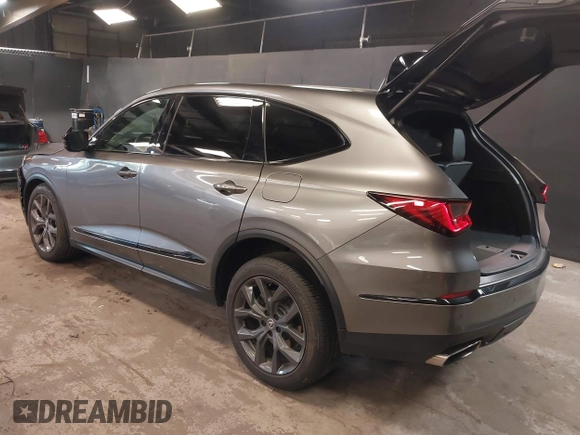 2024 Acura MDX w/A-Spec Package with VIN 5J8YE1H08RL001585, listed as a IAAI auction lot 42211267 with 14,307 mi miles and . Bid and sale history available at DreamBid. Image 3.