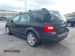 2007 Ford Freestyle Limited with VIN 1FMDK06167GA23940, listed as a IAAI auction lot 41888197 with 123,928 mi miles. Bid and sale history available at carsss.com. Image 3.