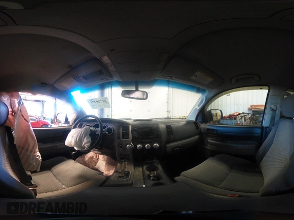 2013 Toyota Tundra z VIN 5TFDY5F10DX274318, wystawiony jako IAAI lot #41729475 z przebiegiem 253 873 mil mil oraz . Historia ofert i sprzedaży dostępna na DreamBid. Obrazek 21.