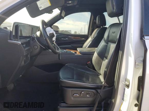 2021 Cadillac Escalade z VIN 1GYS3KKL3MR443385, wystawiony jako Copart lot #50169975 z przebiegiem 127 348 mil mil oraz Szkoda całkowita • Salvage title. Historia ofert i sprzedaży dostępna na DreamBid. Obrazek 7.