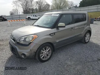 2013 Kia Soul with VIN KNDJT2A51D7559703, listed as a Copart auction lot 49065945 with 89,893 mi miles and Salvage Title. Bid and sale history available at carsss.com. Image 1.