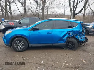 2016 Toyota RAV4 LE with VIN 2T3BFREV0GW532693, listed as a IAAI auction lot 41511432 with 115,463 mi miles. Bid and sale history available at carsss.com. Image 14.