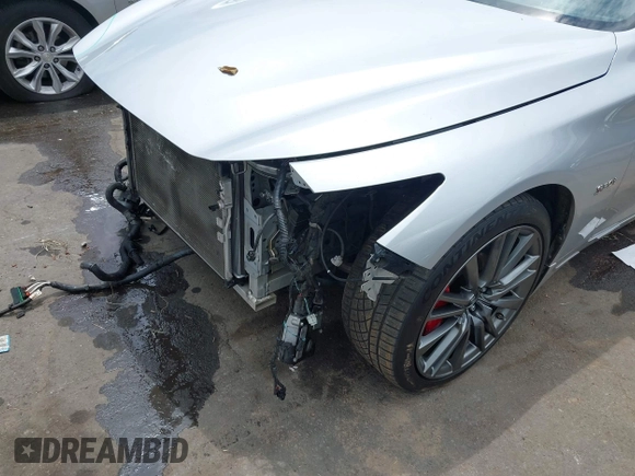 2018 Infiniti Q50 Red Sport 400 with VIN JN1FV7AR8JM481498, listed as a IAAI auction lot 42673176 with 100,332 mi miles and . Bid and sale history available at DreamBid. Image 6.