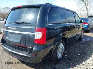 2013 Chrysler Town & Country Limited z VIN 2C4RC1GG0DR653897, wystawiony jako IAAI lot #41813906 z przebiegiem 172 332 mil mil oraz . Historia ofert i sprzedaży dostępna na DreamBid. Obrazek 4.