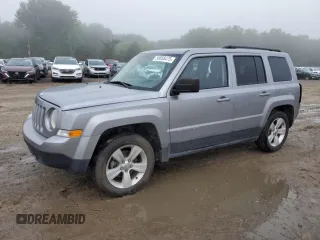 2016 Jeep Patriot Latitude z VIN 1C4NJPFA2GD666887, wystawiony jako Copart lot #56858475 z przebiegiem 48 060 mil mil oraz Szkoda całkowita • Salvage title. Historia ofert i sprzedaży dostępna na DreamBid. Obrazek 1.