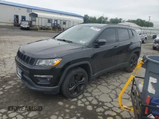 2019 Jeep Compass Latitude with VIN 3C4NJDBB9KT630968, listed as a Copart auction lot 59990235 with 132,506 mi miles and Salvage title. Bid and sale history available at DreamBid. Image 1.