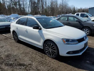 2013 Volkswagen Jetta TDI w/Premium/Nav with VIN 3VWLL7AJ0DM452664, listed as a Copart auction lot 48154995 with 141,225 mi miles and Clean title. Bid and sale history available at DreamBid. Image 4.