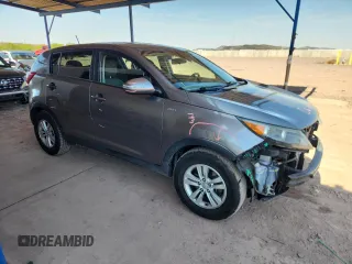 2011 Kia Sportage LX with VIN KNDPBCA22B7017760, listed as a Copart auction lot 60570025 with 118,617 mi miles and Salvage title. Bid and sale history available at DreamBid. Image 4.