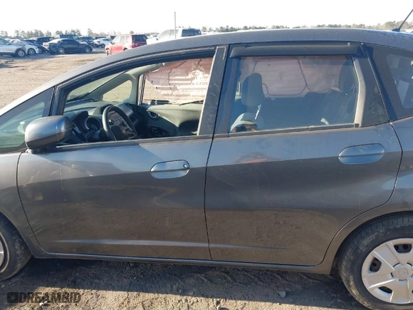 2013 Honda Fit with VIN JHMGE8H37DC037675, listed as a IAAI auction lot 41832549 with 70,300 mi miles. Bid and sale history available at carsss.com. Image 14.