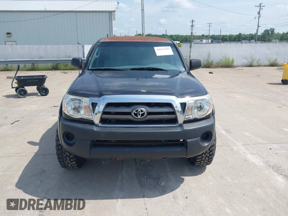 2005 Toyota Tacoma with VIN 5TEUX42N15Z027745, listed as a IAAI auction lot 42527295 with 302,892 mi miles and . Bid and sale history available at DreamBid. Image 12.