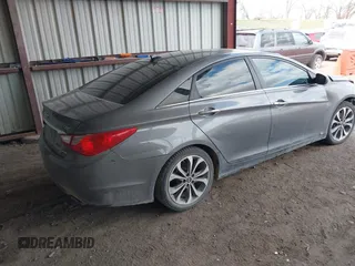 2013 Hyundai Sonata Limited with VIN 5NPEC4AB9DH790010, listed as a IAAI auction lot 42024368 with 201,910 mi miles and . Bid and sale history available at carsss.com. Image 4.
