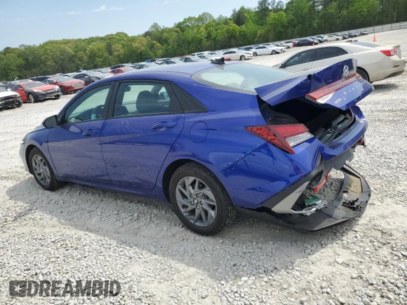 2024 Hyundai Elantra SEL z VIN KMHLM4DG7RU810310, wystawiony jako Copart lot #52614015 z przebiegiem 7 701 mil mil oraz Szkoda całkowita • Salvage title. Historia ofert i sprzedaży dostępna na DreamBid. Obrazek 2.