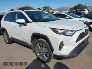 2022 Toyota RAV4 XLE Premium with VIN 2T3C1RFV5NW226782, listed as a IAAI auction lot 41643577 with 59,066 mi miles. Bid and sale history available at carsss.com. Image 1.