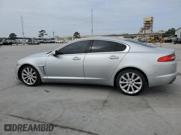 2012 Jaguar XF z VIN SAJWA0FB3CLS51714, wystawiony jako Copart lot #44529555 z przebiegiem Nie podano mil oraz Czysty tytuł • Clean title. Historia ofert i sprzedaży dostępna na DreamBid. Obrazek 2.