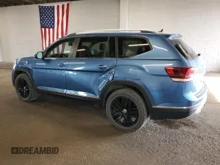2019 Volkswagen Atlas SEL with VIN 1V2MR2CA3KC587916, listed as a Copart auction lot 60463275 with 107,387 mi miles and Salvage title. Bid and sale history available at DreamBid. Image 2.