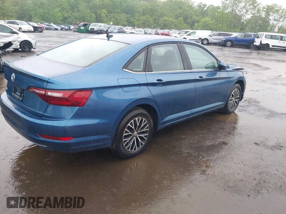 2021 Volkswagen Jetta S with VIN 3VWC57BU9MM054792, listed as a IAAI auction lot 42244993 with 12,494 mi miles and . Bid and sale history available at DreamBid. Image 4.