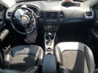 2018 Jeep Compass Altitude с VIN 3C4NJCBBXJT125188, выставлен на аукционе Copart как лот 54886095 с пробегом 99 868 миль миль и Списание • Salvage title. История ставок и продаж доступна на DreamBid. Изображение 8.