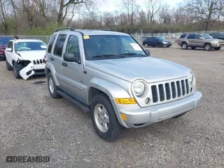 2006 Jeep Liberty Sport with VIN 1J4GL48K56W258341, listed as a IAAI auction lot 41951100 with 184,728 mi miles. Bid and sale history available at carsss.com. Image 1.