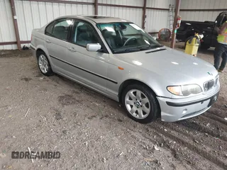 2005 BMW 3 Series 325i z VIN WBAEV33435KX12700, wystawiony jako IAAI lot #42803872 z przebiegiem 111 410 mil mil oraz . Historia ofert i sprzedaży dostępna na DreamBid. Obrazek 1.