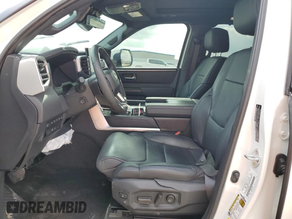 2024 Toyota Sequoia SR5 with VIN 7SVAAABA5RX021370, listed as a Copart auction lot 41857015 with 29,969 mi miles and Salvage Title. Bid and sale history available at carsss.com. Image 7.
