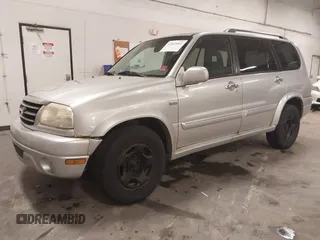 2002 Suzuki XL-7 Standard with VIN JS3TX92V024110369, listed as a IAAI auction lot 41815661 with 120,210 mi miles. Bid and sale history available at carsss.com. Image 2.