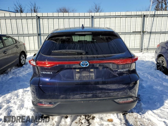 2021 Toyota Venza LE with VIN JTEAAAAH2MJ057212, listed as a Copart auction lot 71017012 with 10,933 mi miles. Bid and sale history available at carsss.com. Image 6.