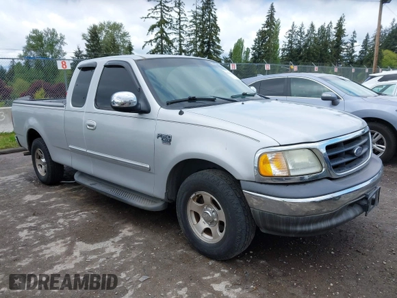 2002 Ford F-150 z VIN 2FTRX17L42CA98695, wystawiony jako IAAI lot #42154232 z przebiegiem 180 924 mil mil oraz . Historia ofert i sprzedaży dostępna na DreamBid. Obrazek 1.