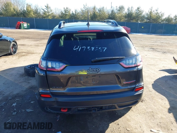 2022 Jeep Cherokee Trailhawk with VIN 1C4PJMBX9ND522235, listed as a IAAI auction lot 41738257 with 24,911 mi miles and . Bid and sale history available at DreamBid. Image 17.
