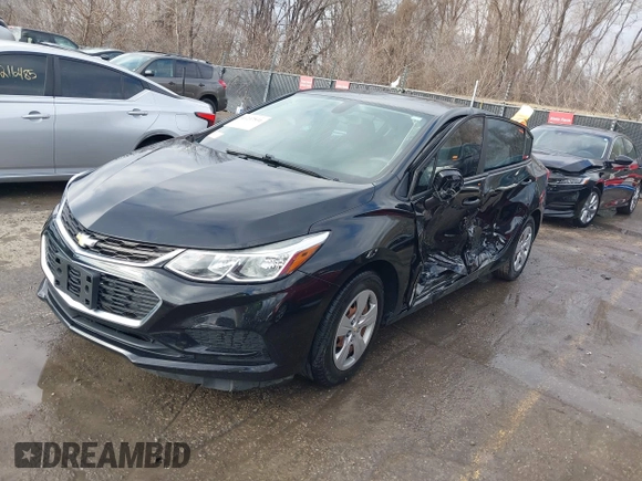 2017 Chevrolet Cruze LS z VIN 1G1BC5SM4H7270096, wystawiony jako IAAI lot #41237531 z przebiegiem 103 318 mil mil oraz . Historia ofert i sprzedaży dostępna na DreamBid. Obrazek 17.