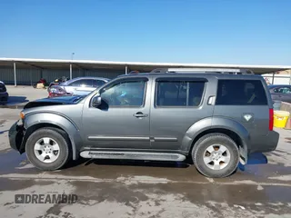 2005 Nissan Pathfinder SE with VIN 5N1AR18U45C751529, listed as a IAAI auction lot 41009894 with 167,023 mi miles. Bid and sale history available at carsss.com. Image 14.