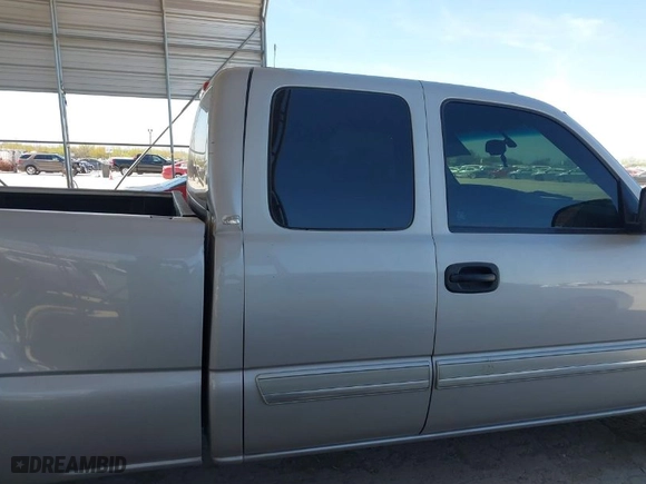 2005 Chevrolet Silverado 1500 LS with VIN 1GCEC19Z55Z193897, listed as a IAAI auction lot 41812564 with 108,359 mi miles. Bid and sale history available at carsss.com. Image 13.
