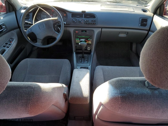 1995 Honda Accord EX with VIN JHMCD5658SC058066, listed as a Copart auction lot 82329014 with 123,608 mi miles and Salvage Title. Bid and sale history available at carsss.com. Image 8.