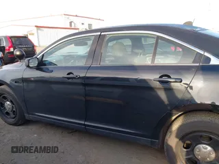 2015 Ford Police Interceptor z VIN 1FAHP2MK6FG190463, wystawiony jako IAAI lot #41757375 z przebiegiem 154 174 mil mil oraz . Historia ofert i sprzedaży dostępna na DreamBid. Obrazek 15.