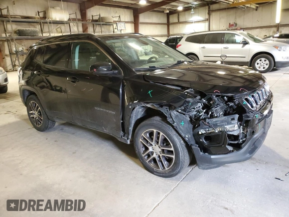 2018 Jeep Compass Latitude with VIN 3C4NJDBB7JT320932, listed as a Copart auction lot 49498265 with 70,829 mi miles and Salvage Title. Bid and sale history available at carsss.com. Image 4.