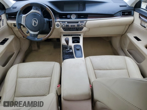 2015 Lexus ES 330 with VIN JTHBK1GG6F2172993, listed as a Copart auction lot 55748135 with Not Provided miles and Clean Title. Bid and sale history available at DreamBid. Image 8.